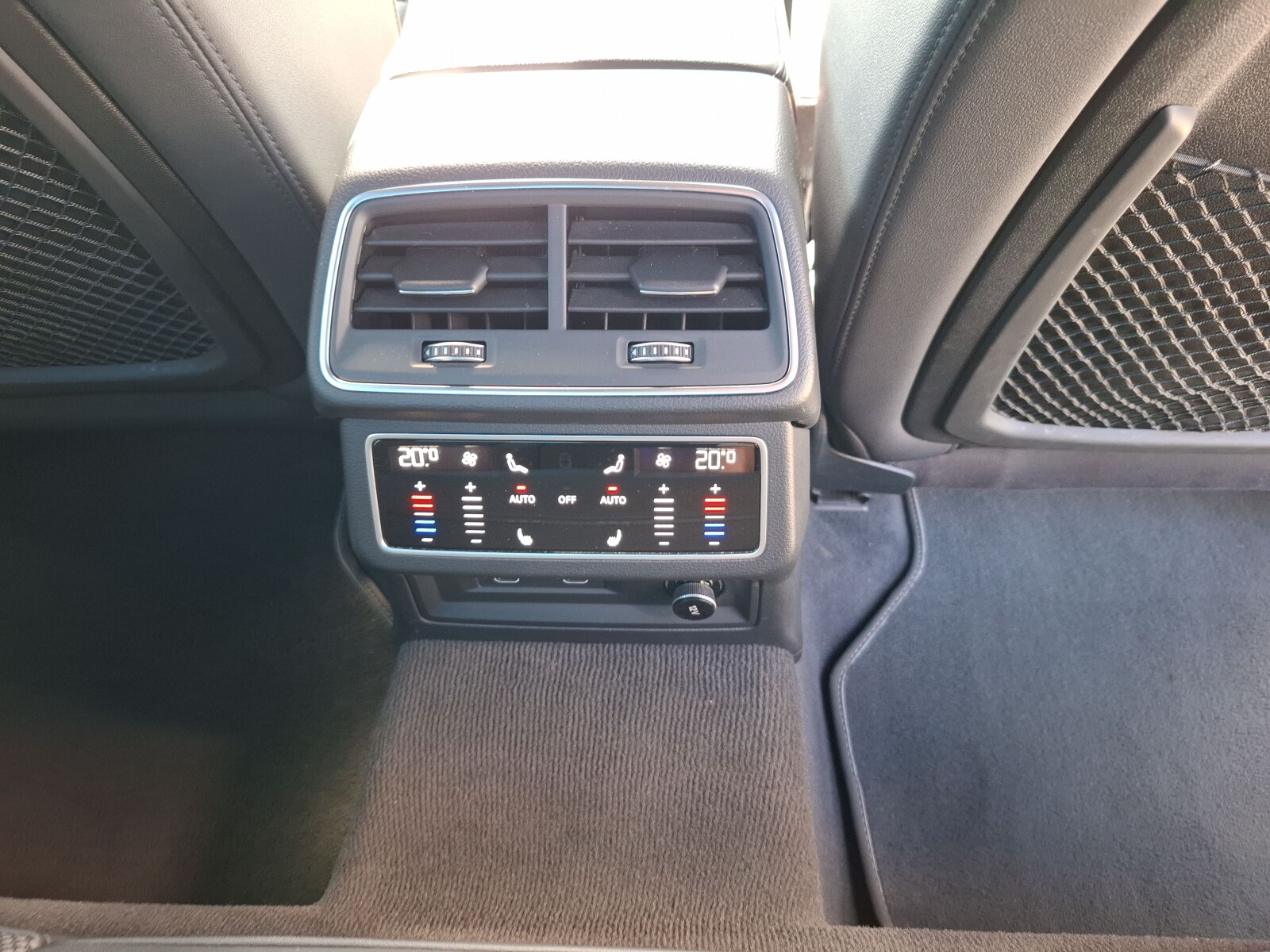 Audi A6 Limousine - zdjęcie 20