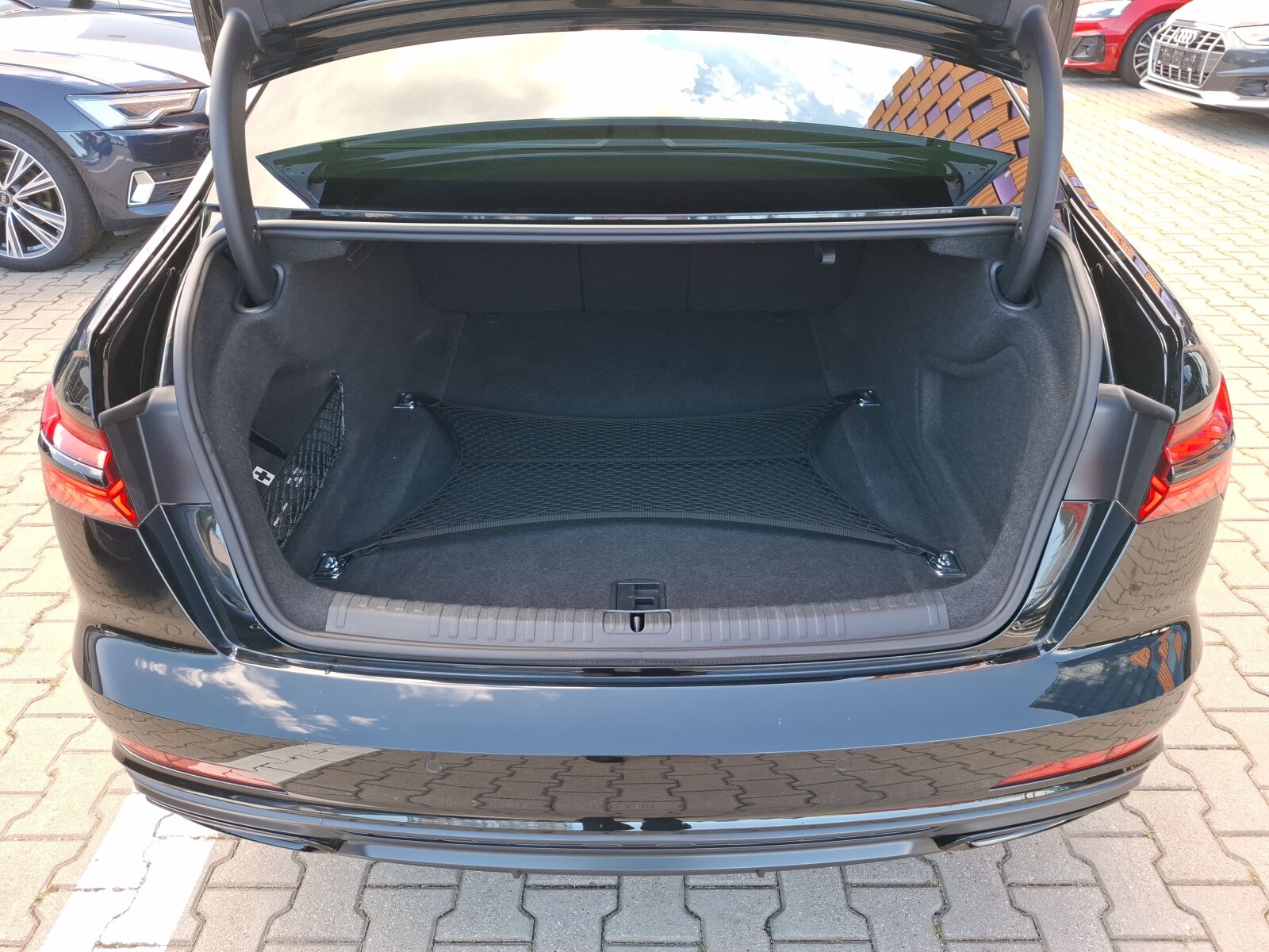Audi A6 Limousine - zdjęcie 15