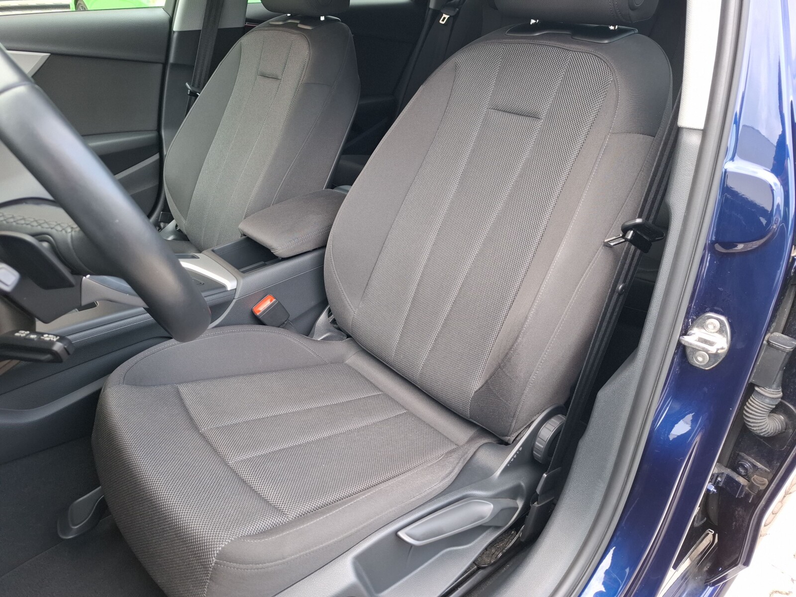 Audi A4 Avant - zdjęcie 17