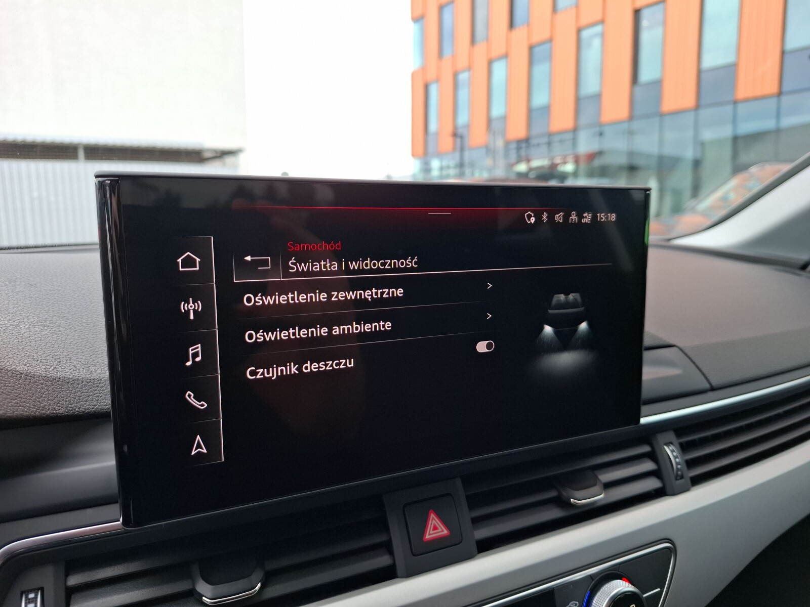 Audi A4 Avant - zdjęcie 37