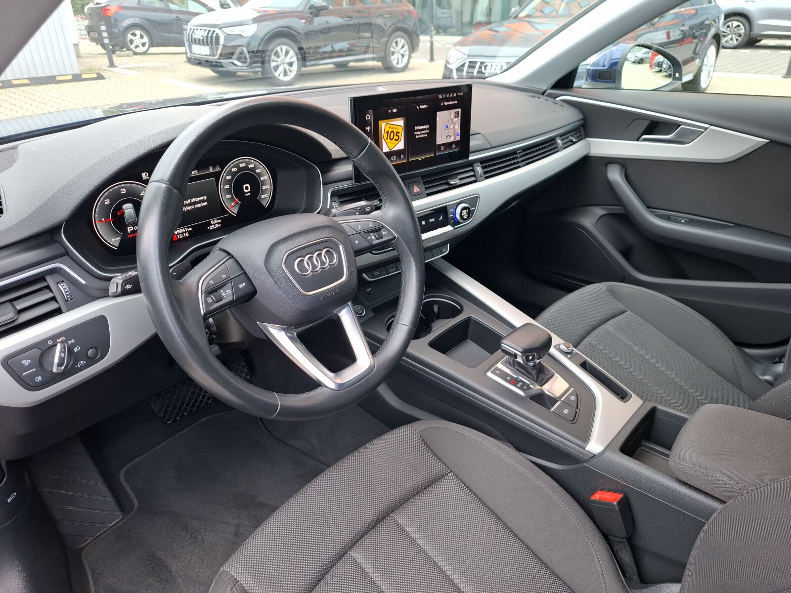 Audi A4 Avant - zdjęcie 15