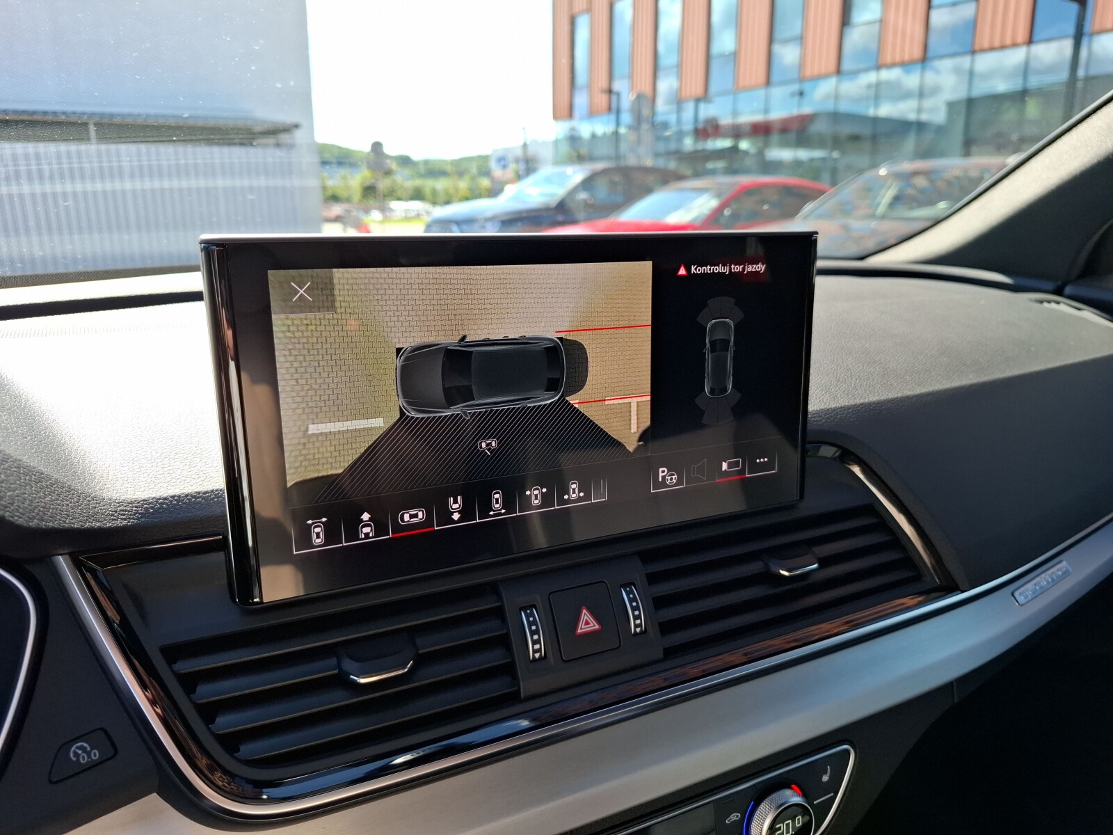 Audi Q5 Sportback - zdjęcie 39