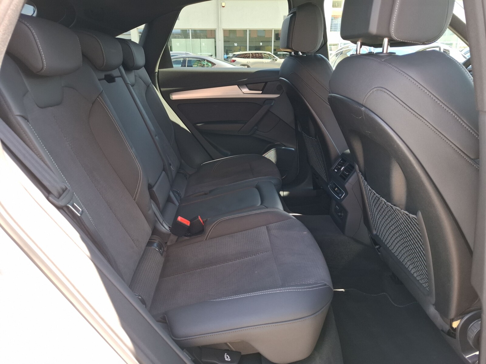Audi Q5 Sportback - zdjęcie 11