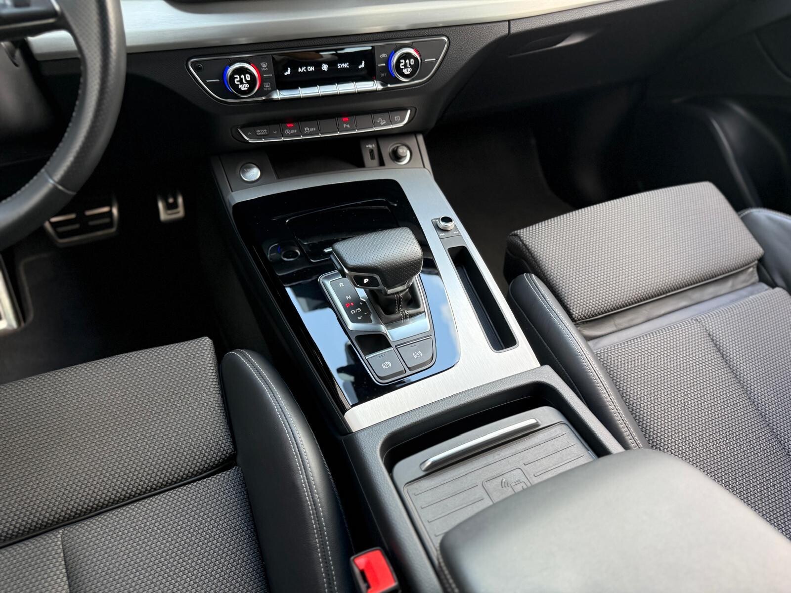 Audi Q5 - zdjęcie 26