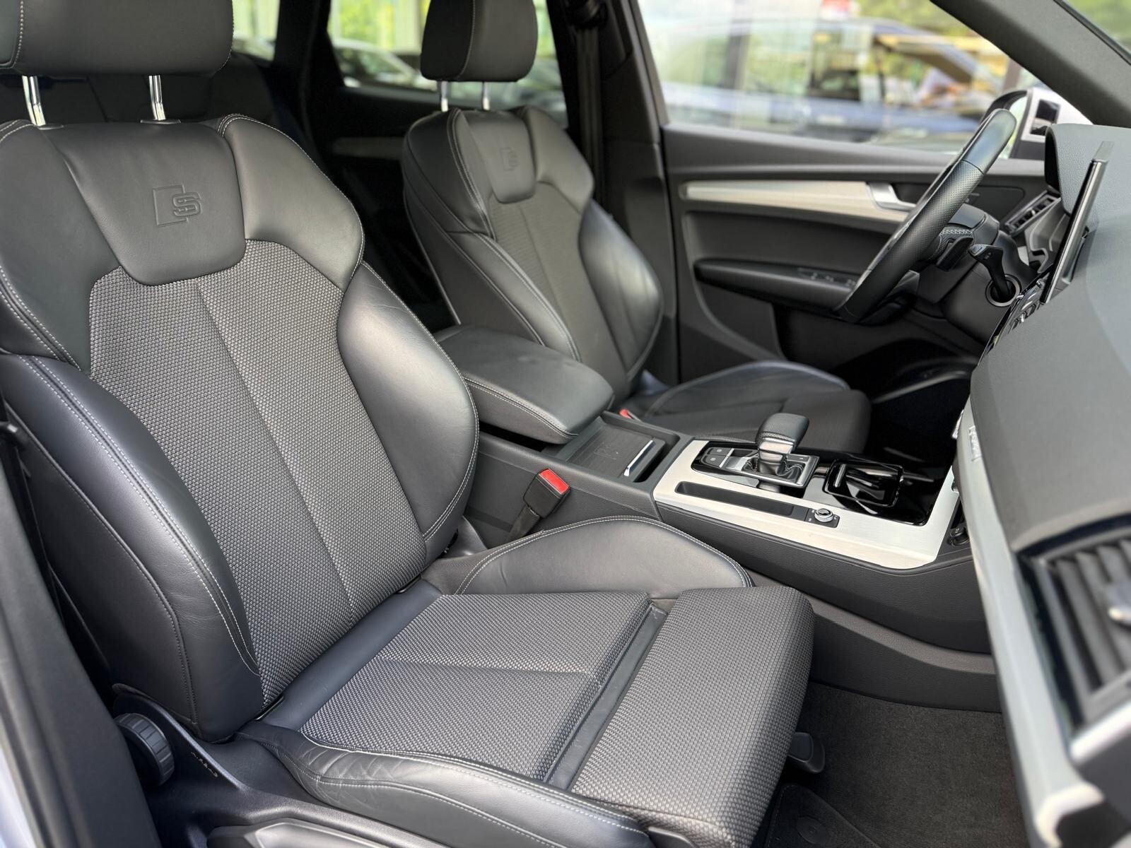 Audi Q5 - zdjęcie 23