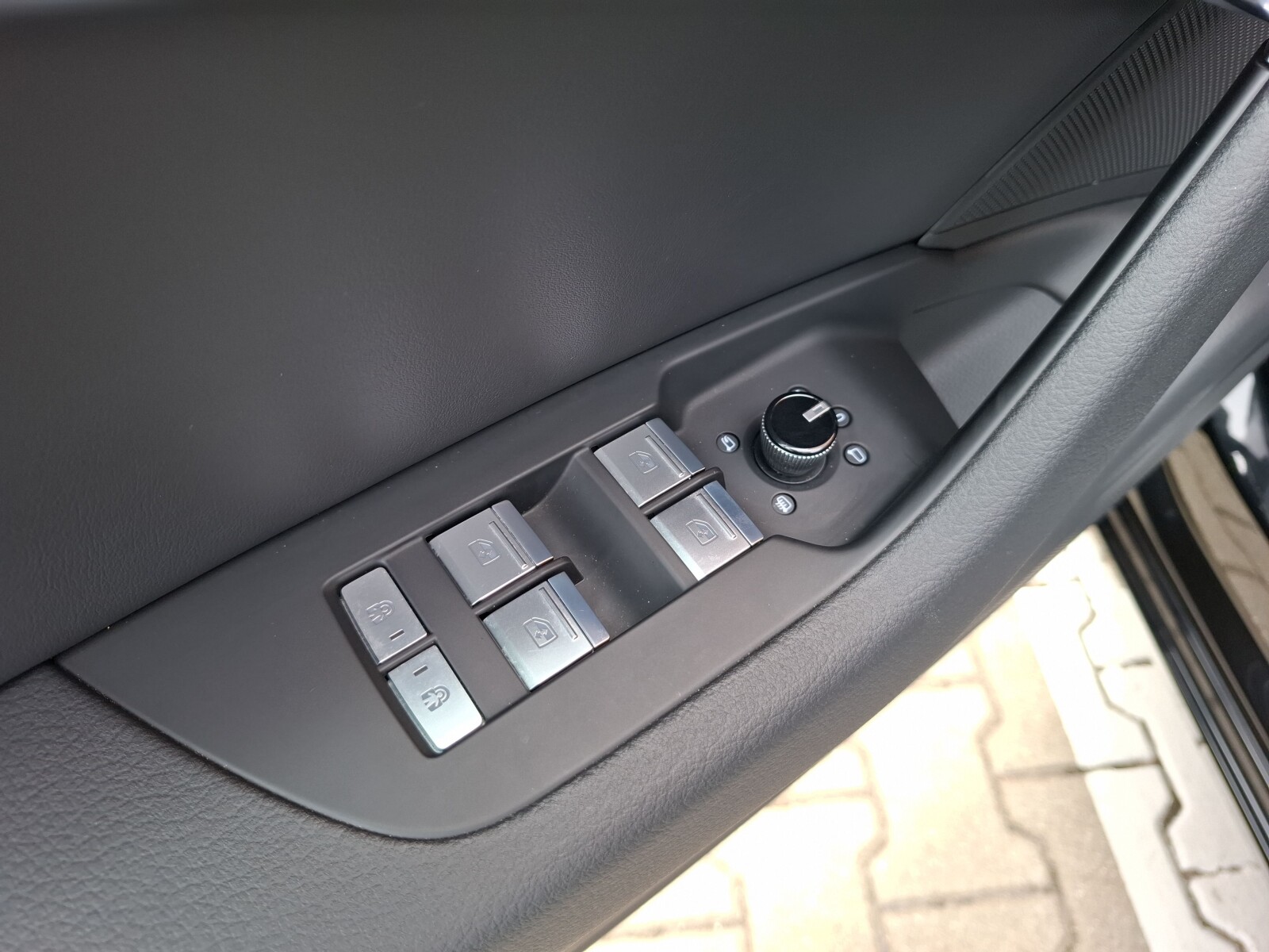 Audi A6 Limousine - zdjęcie 25
