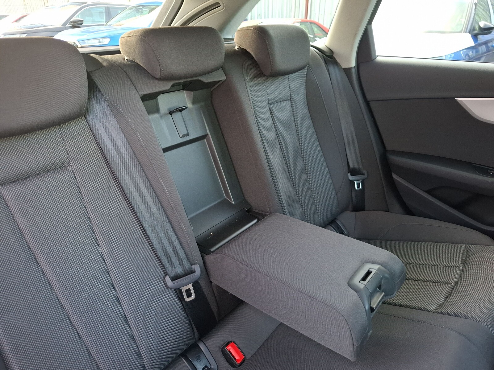 Audi A4 Allroad - zdjęcie 18