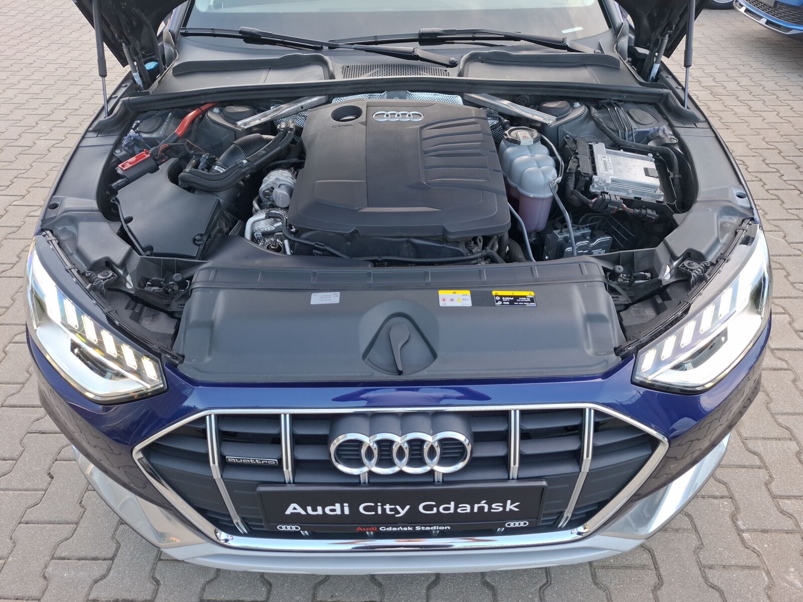 Audi A4 Allroad - zdjęcie 11