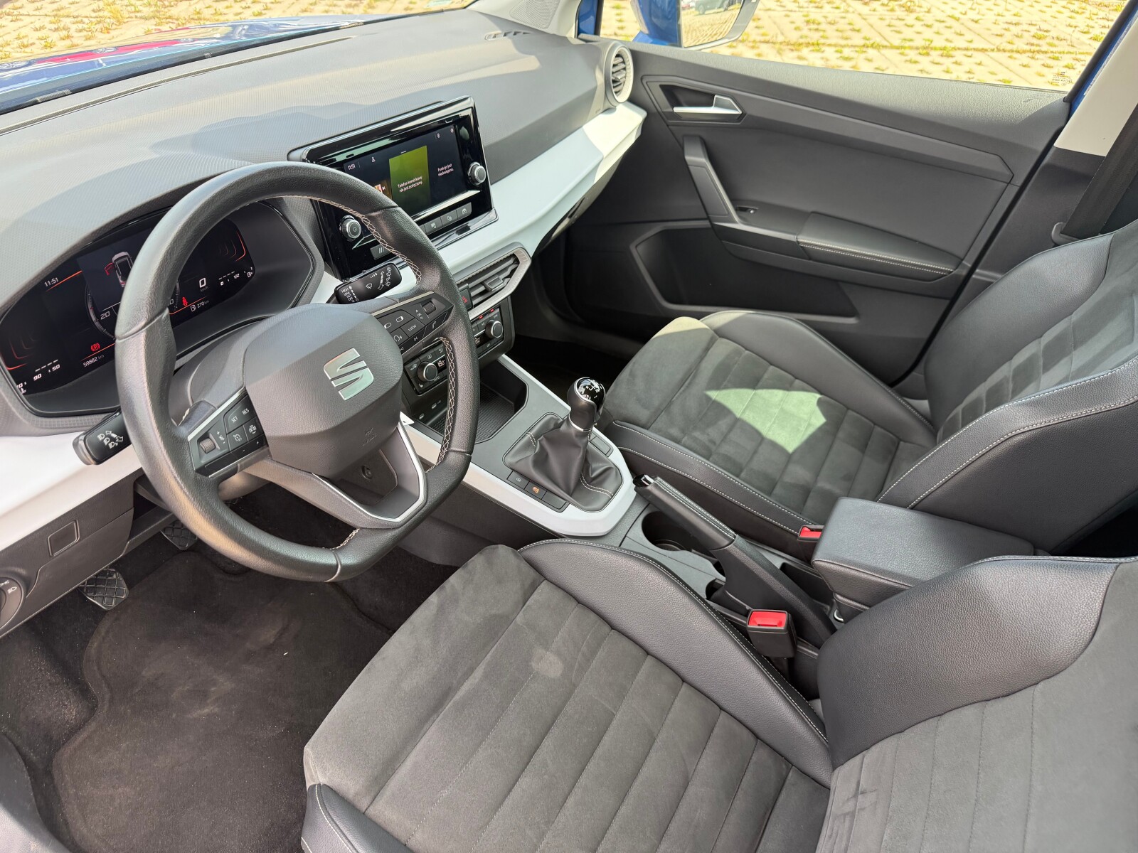 Seat Arona - zdjęcie 11