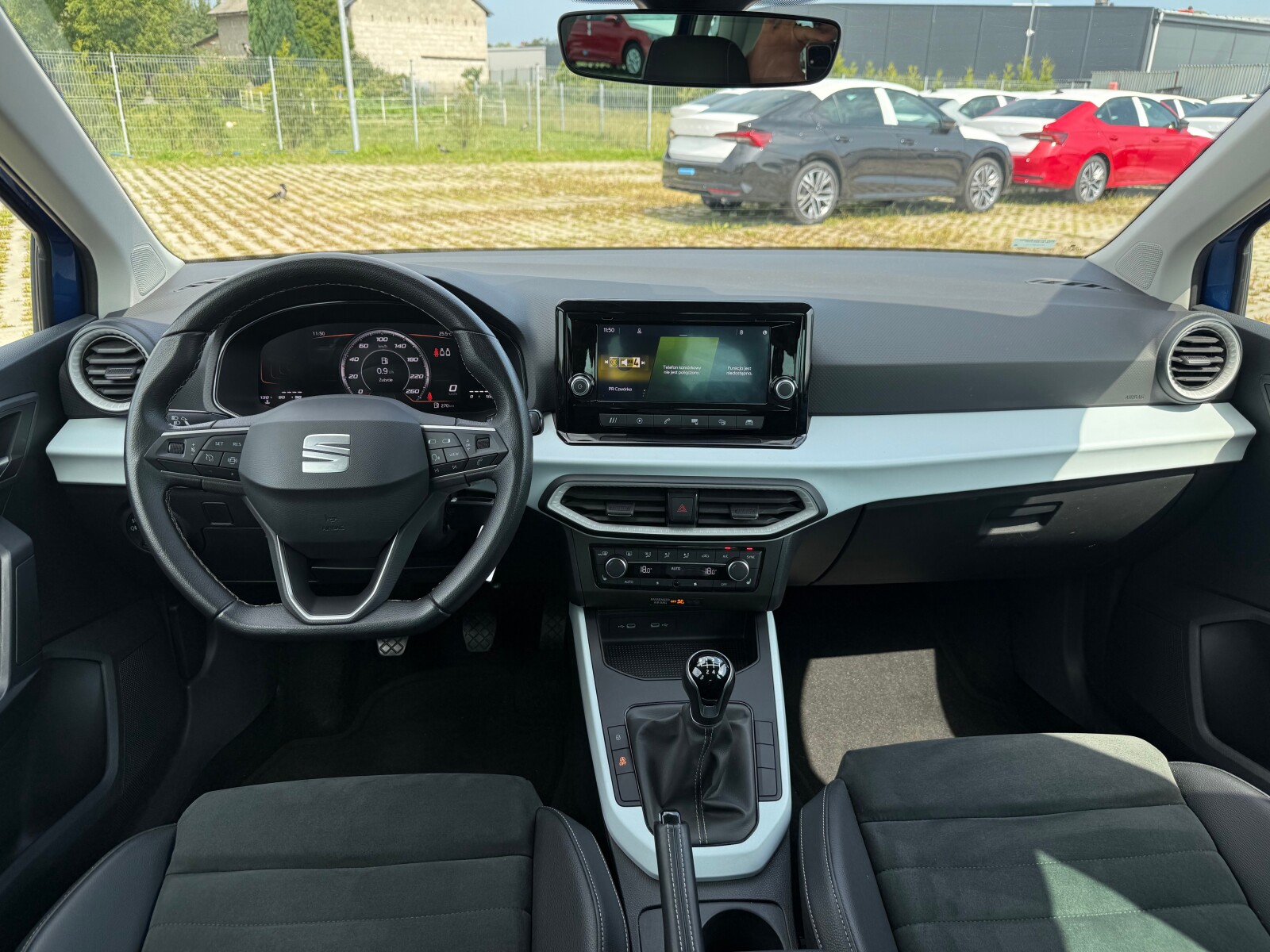 Seat Arona - zdjęcie 9
