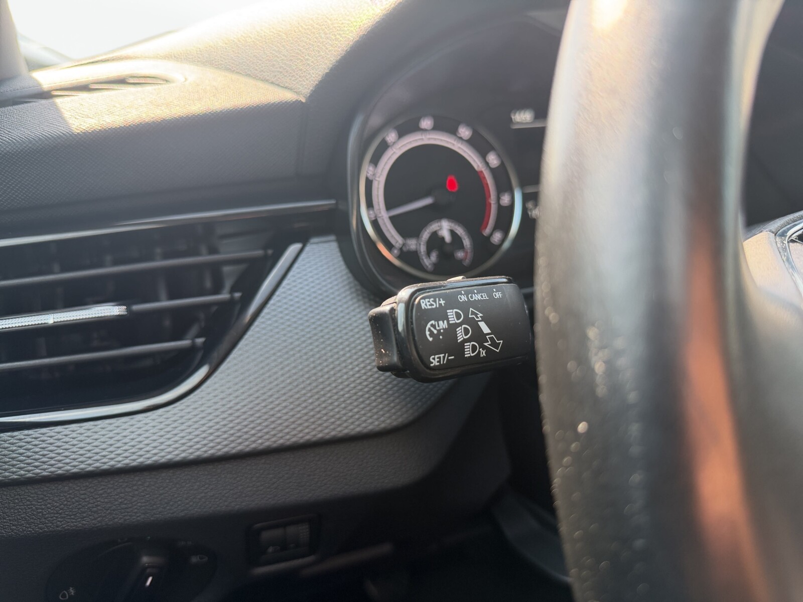 Škoda Kamiq - zdjęcie 14