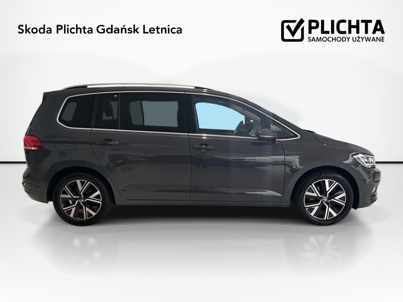 Volkswagen Touran - zdjęcie 4