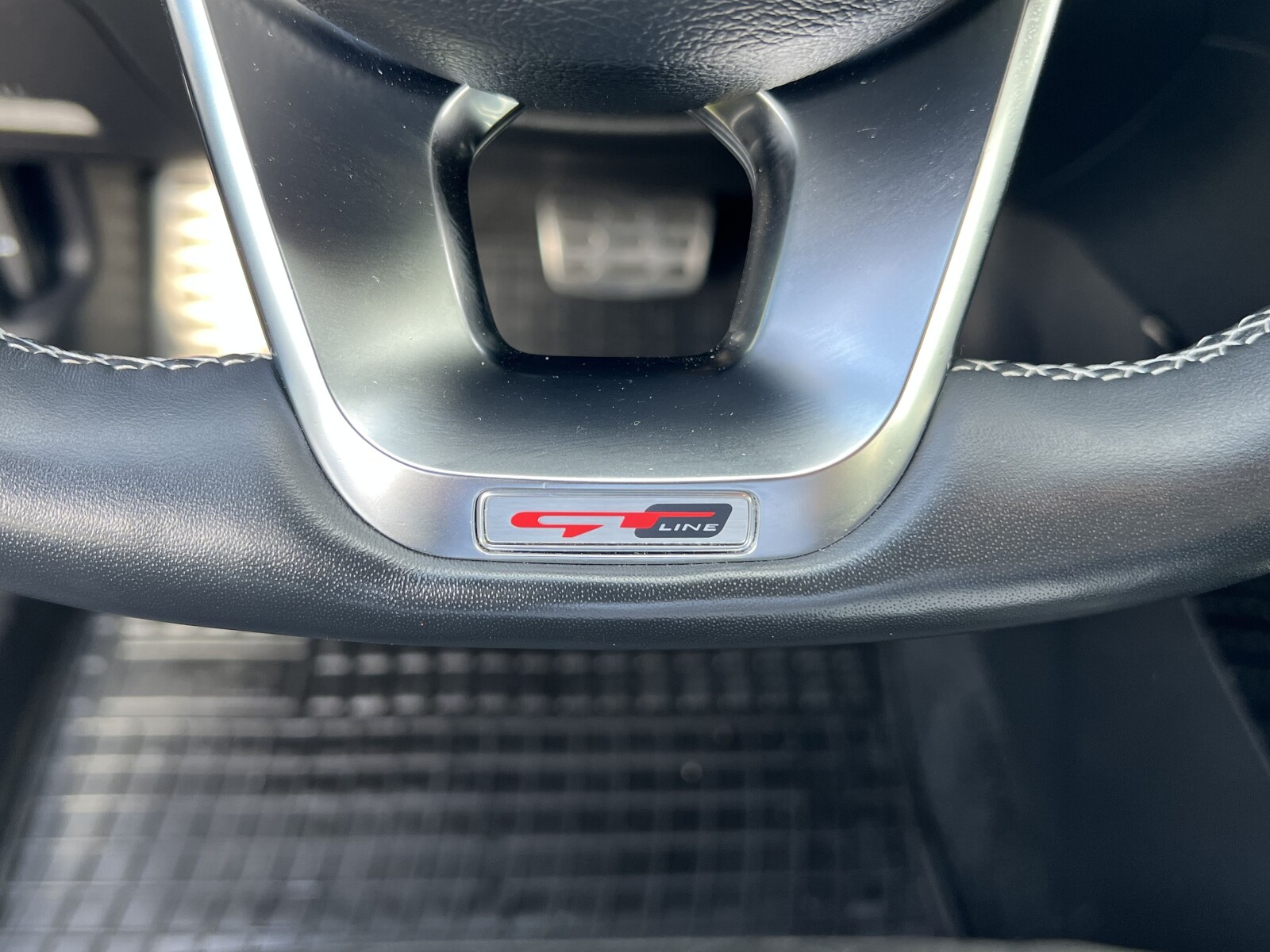 Kia Pro_cee'd - zdjęcie 17