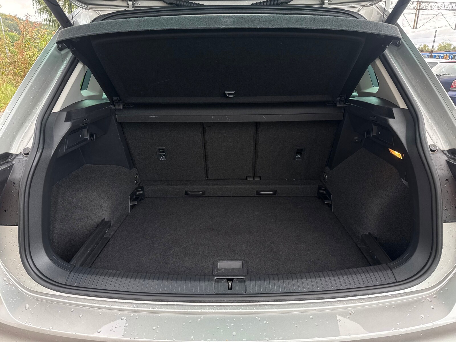 Volkswagen Tiguan - zdjęcie 34