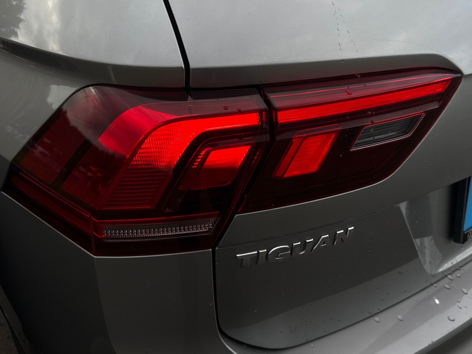 Volkswagen Tiguan - zdjęcie 39