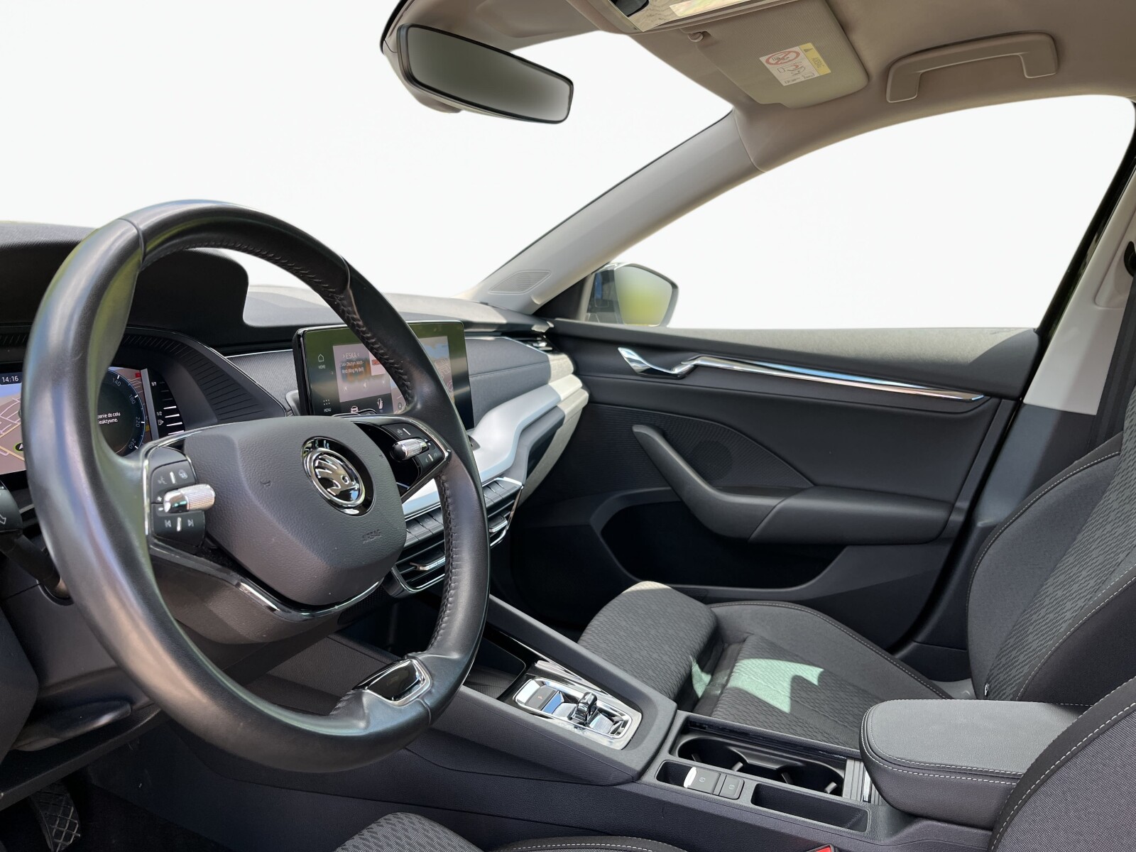 Škoda Octavia Combi - zdjęcie 9