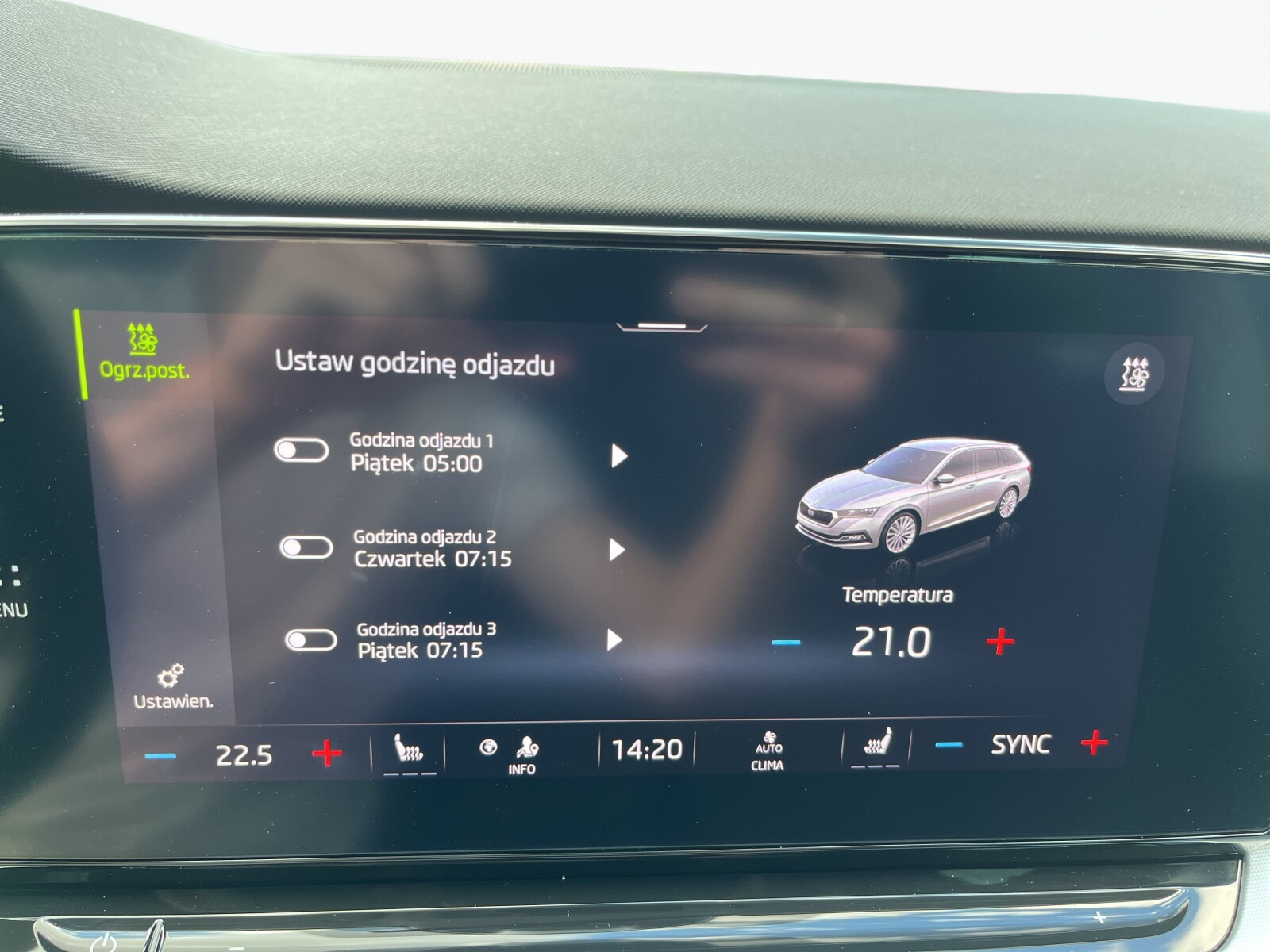 Škoda Octavia Combi - zdjęcie 37