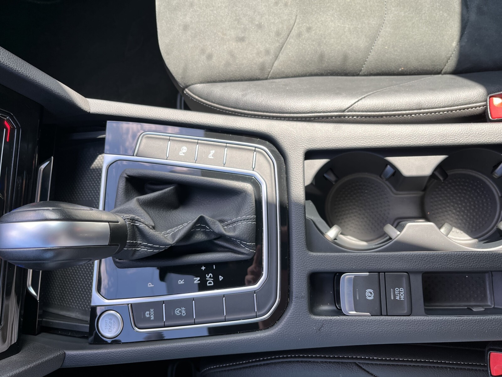 Volkswagen Arteon Shooting Brake - zdjęcie 28