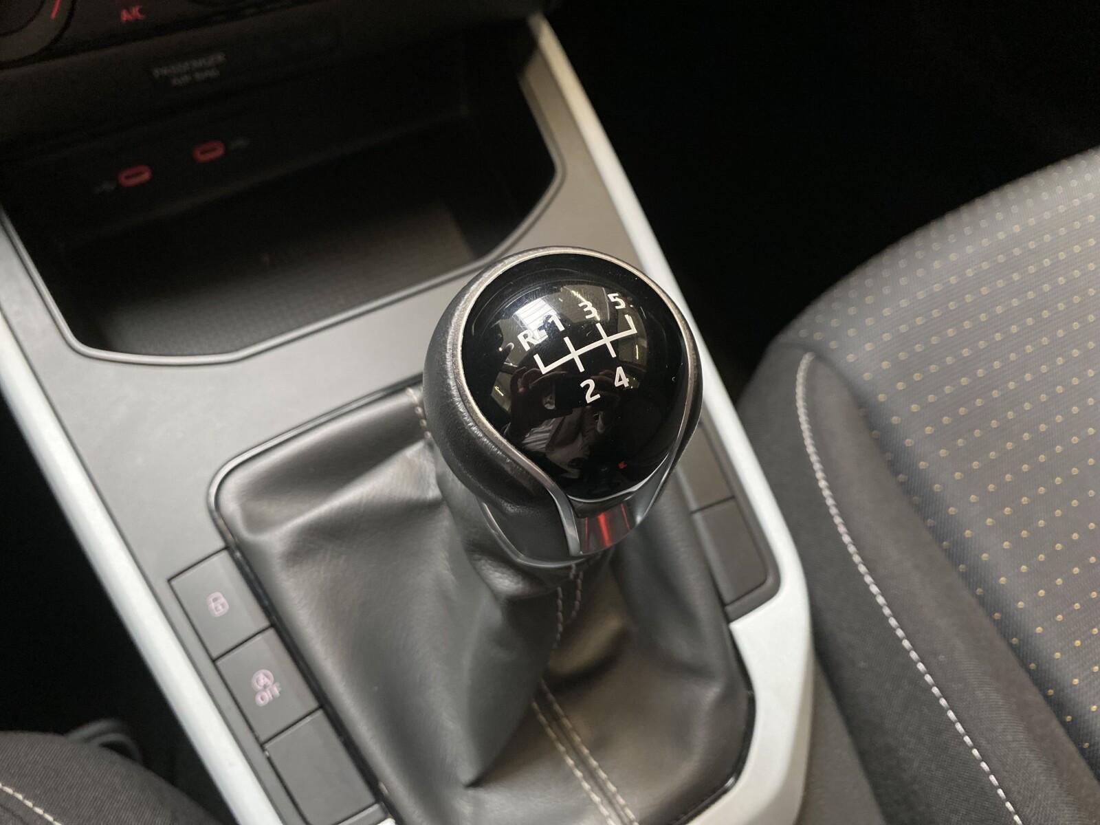 Seat Arona - zdjęcie 11