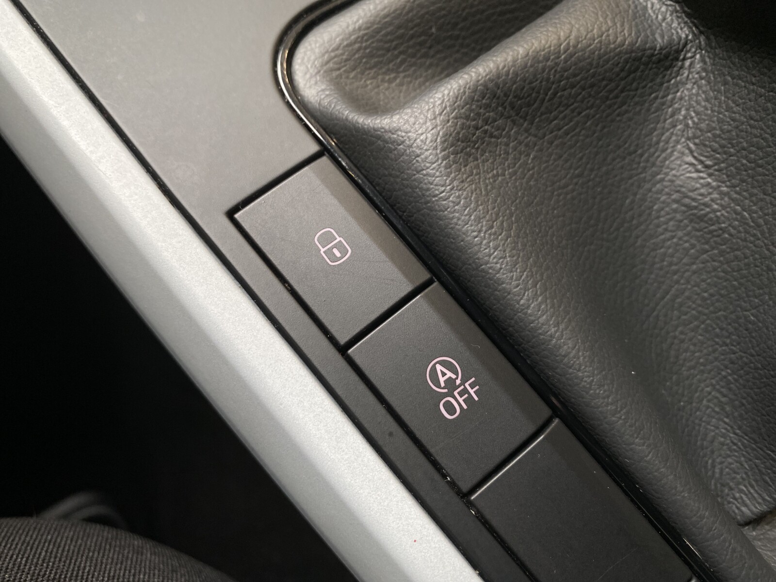 Seat Arona - zdjęcie 12
