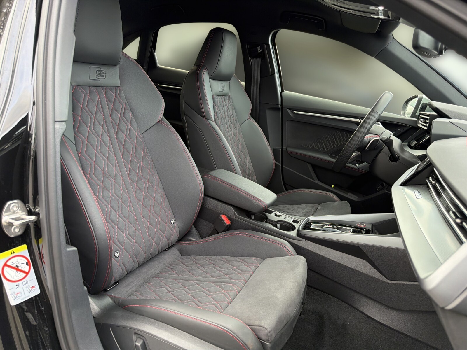 Audi S3 Limousine - zdjęcie 19