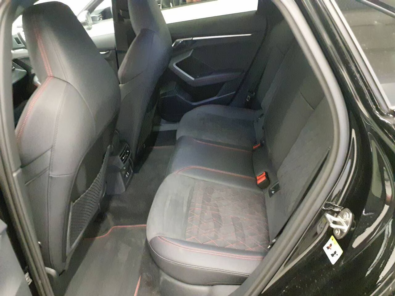Audi S3 Limousine - zdjęcie 7