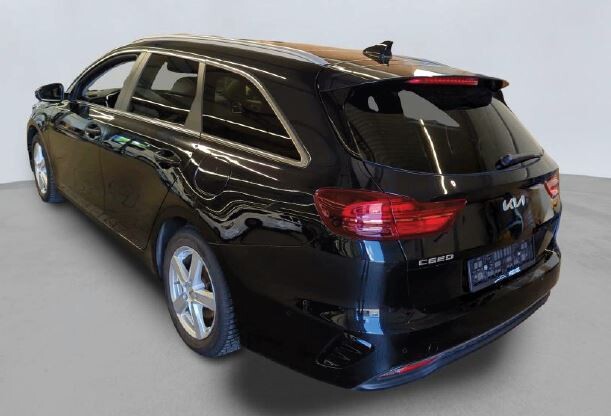 Kia Ceed - zdjęcie 3