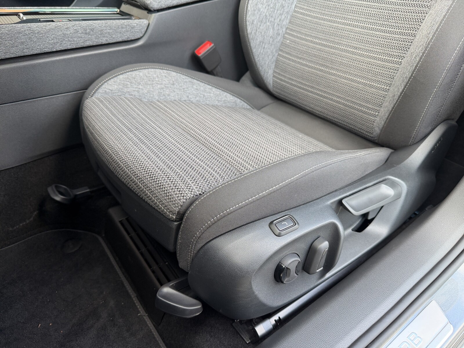 Škoda Superb - zdjęcie 13