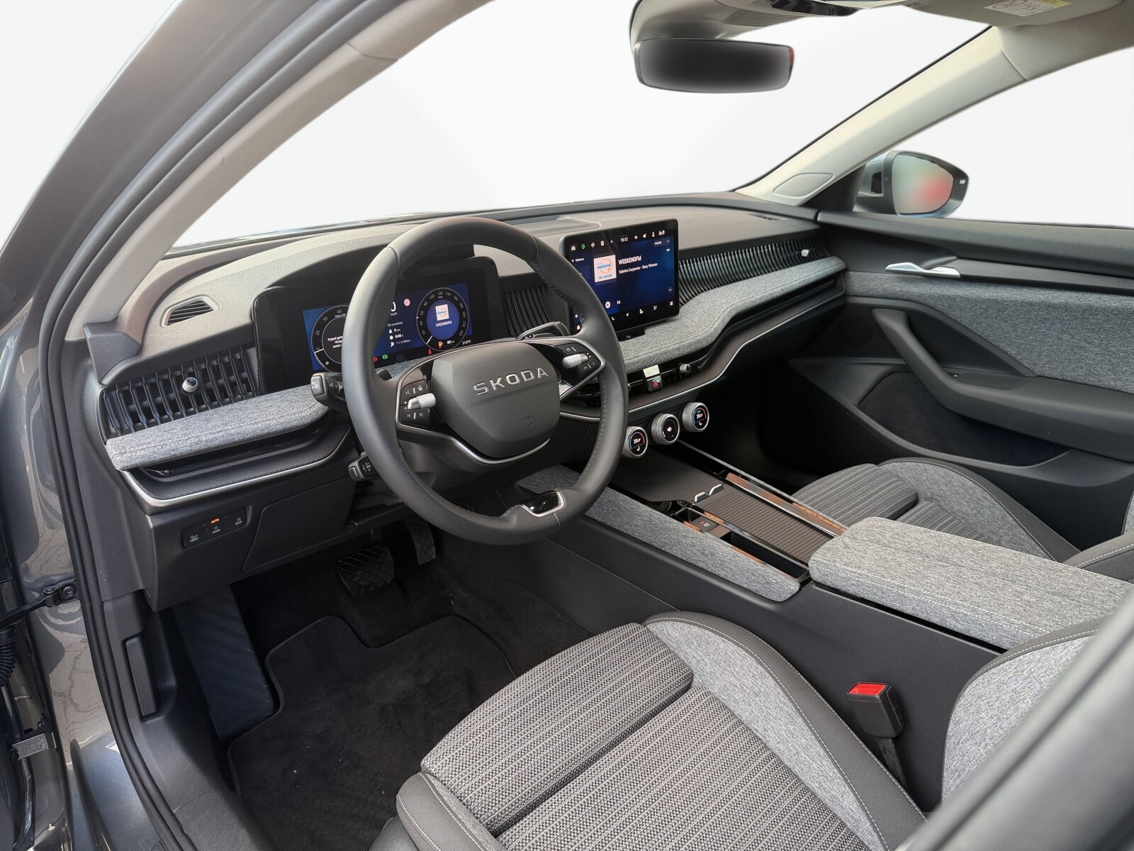 Škoda Superb - zdjęcie 10