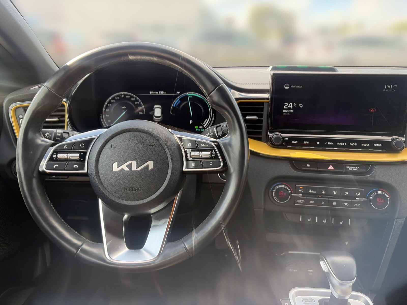 Kia XCeed - zdjęcie 13