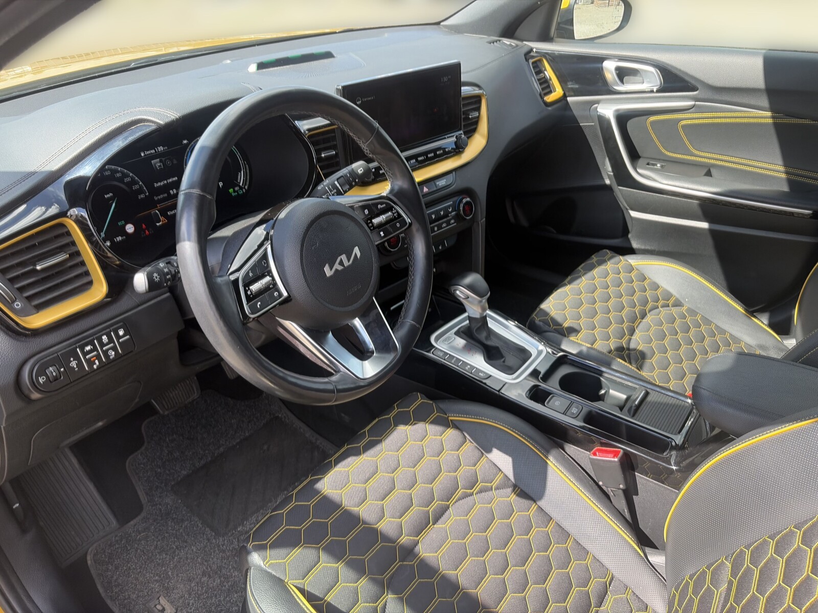 Kia XCeed - zdjęcie 9