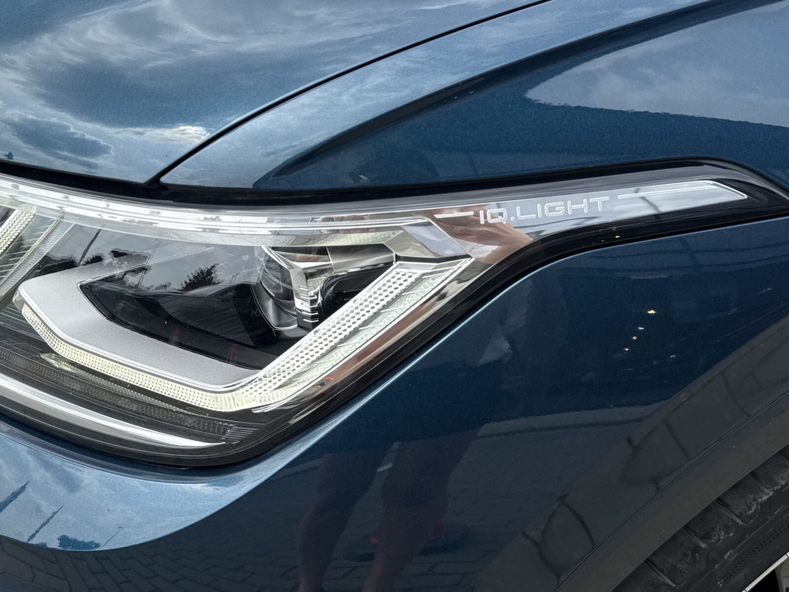 Volkswagen Tiguan - zdjęcie 21