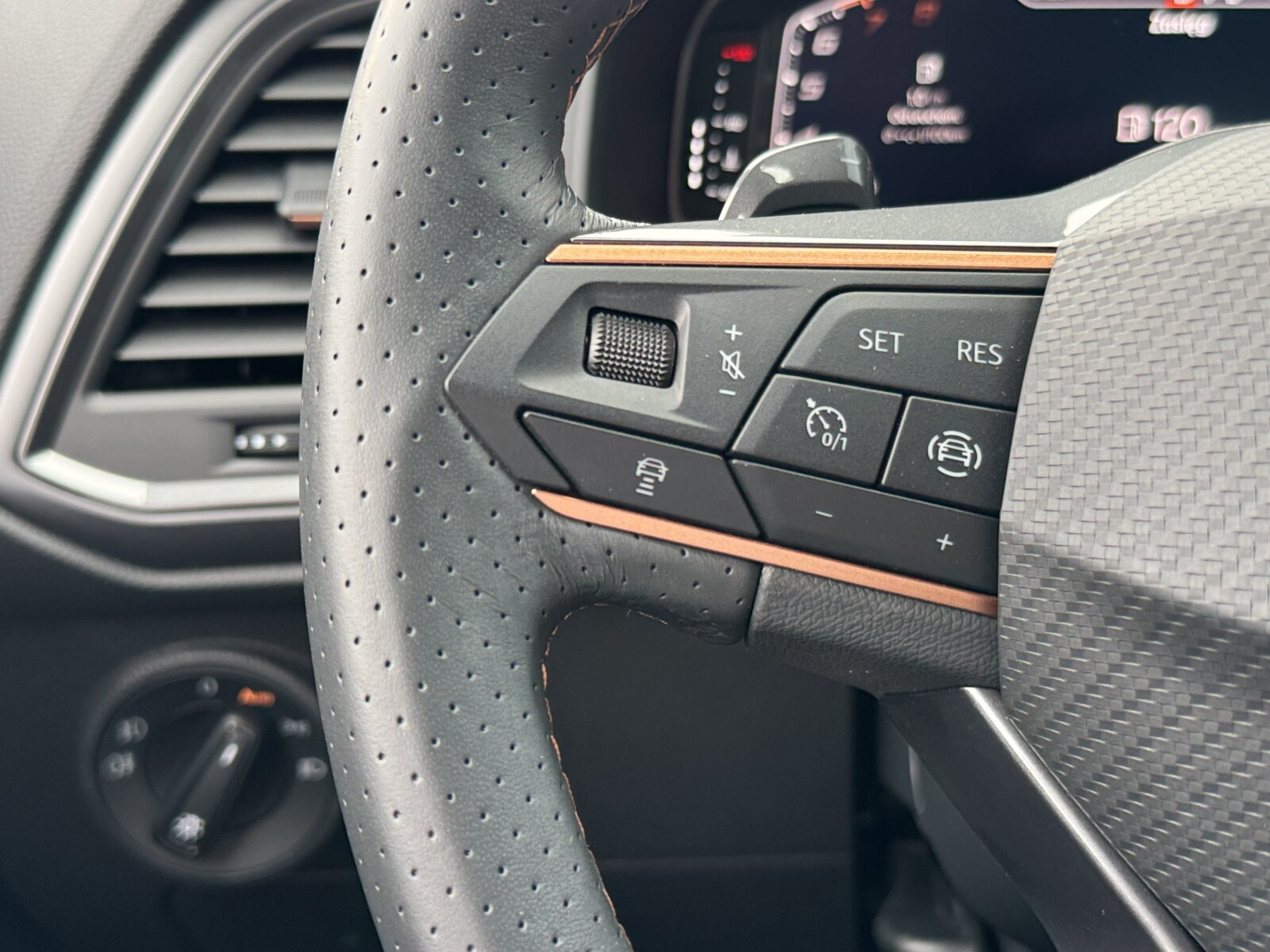 Cupra Ateca - zdjęcie 22