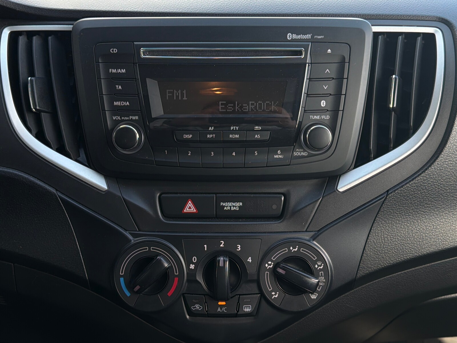 Suzuki Baleno - zdjęcie 18