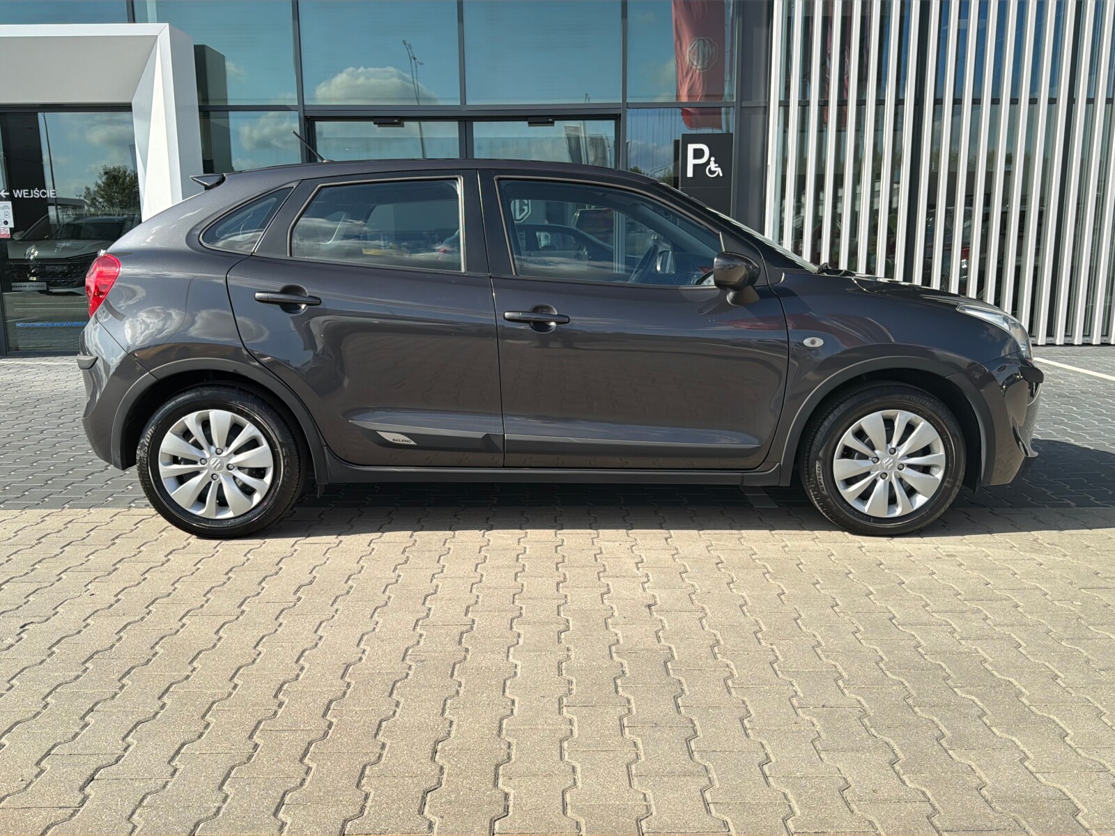 Suzuki Baleno - zdjęcie 6