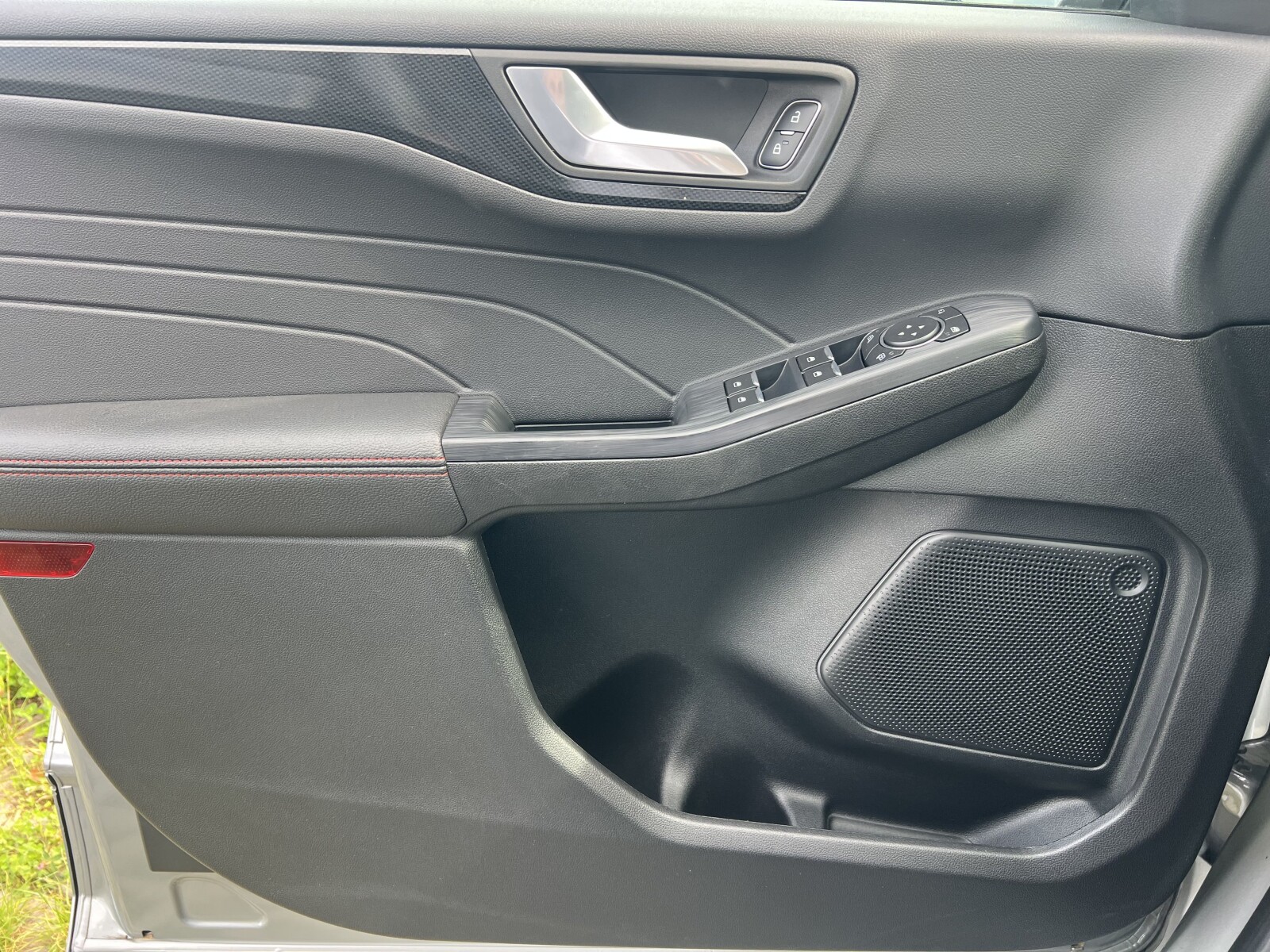 Ford Kuga - zdjęcie 19