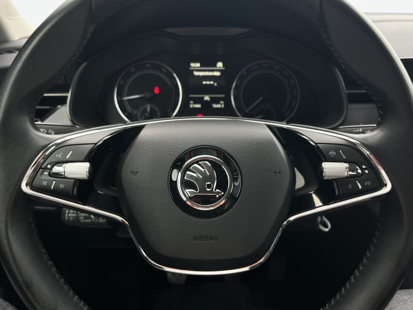 Škoda Kamiq - zdjęcie 18