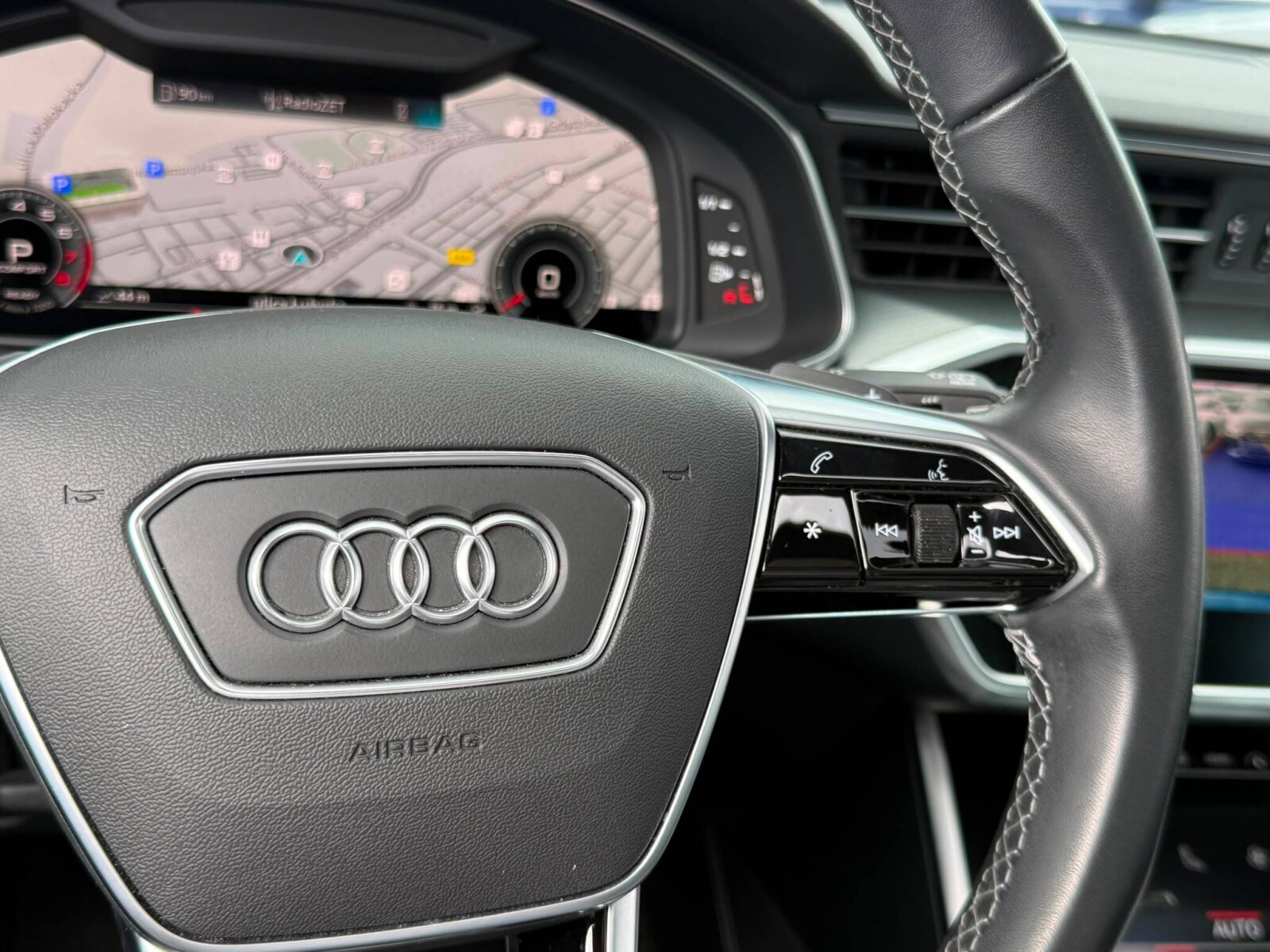 Audi A6 allroad - zdjęcie 19