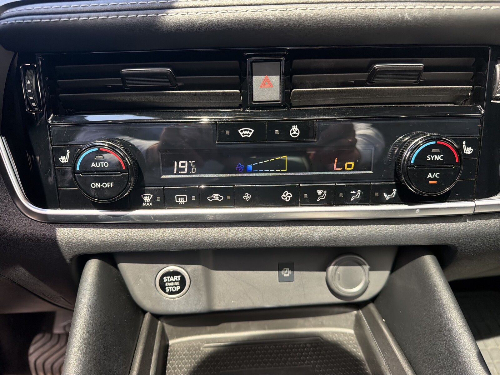 Nissan Qashqai - zdjęcie 26