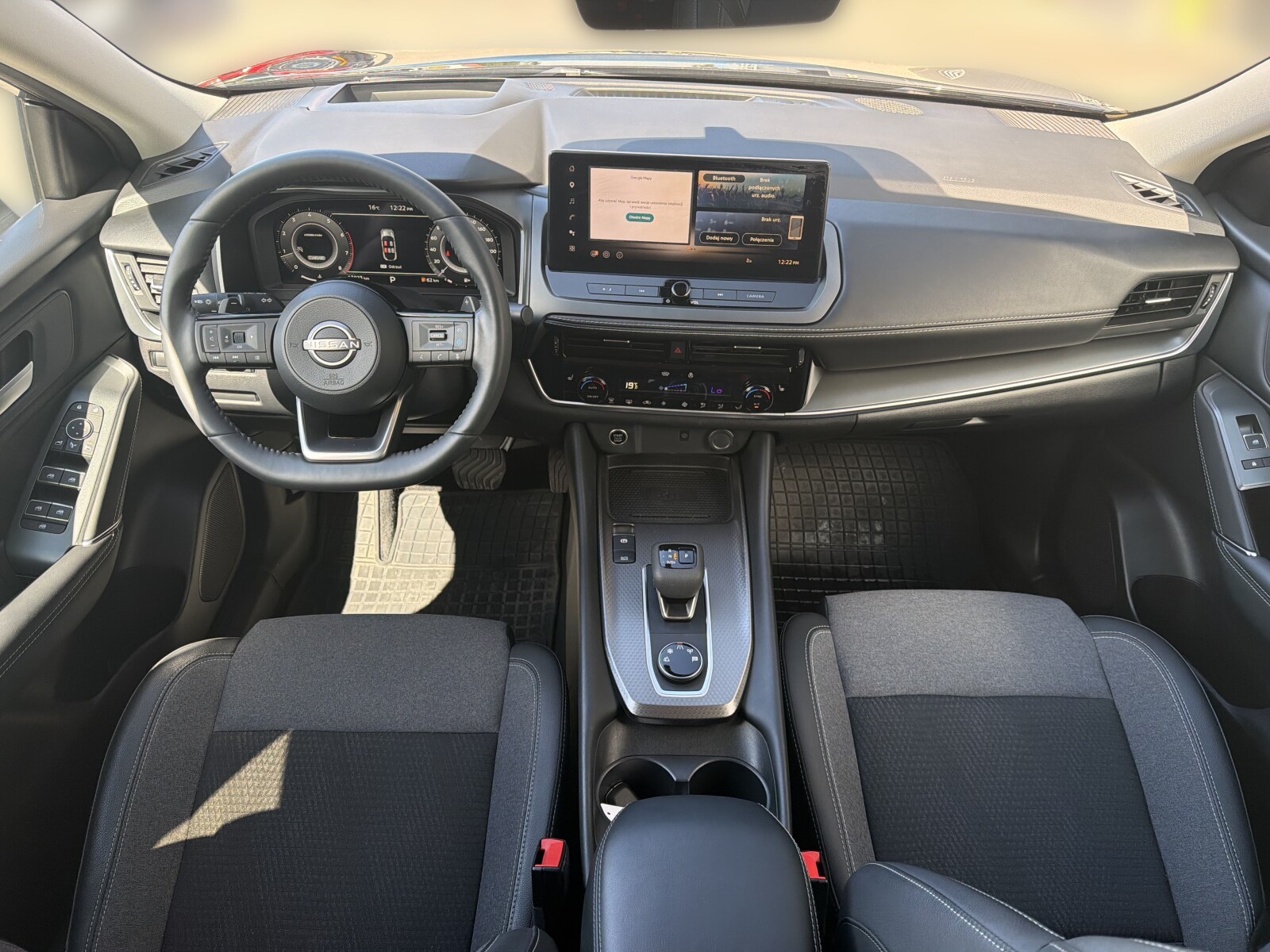 Nissan Qashqai - zdjęcie 21