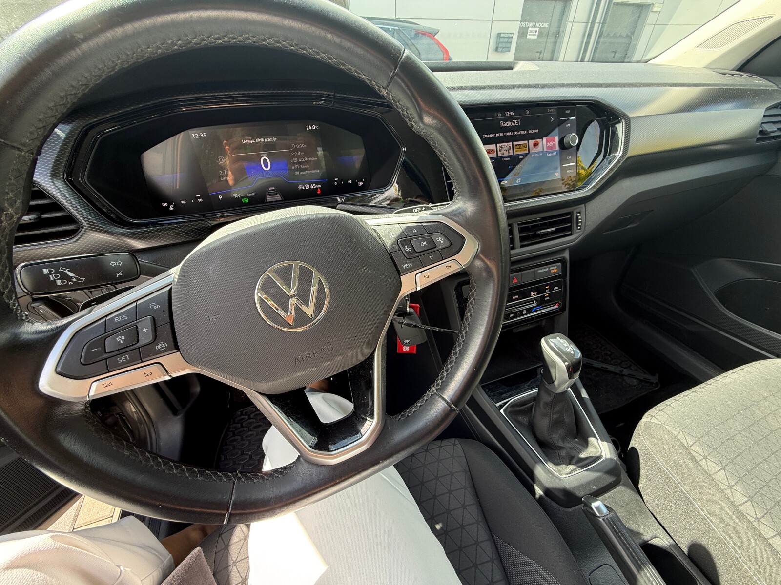 Volkswagen T-Cross - zdjęcie 3
