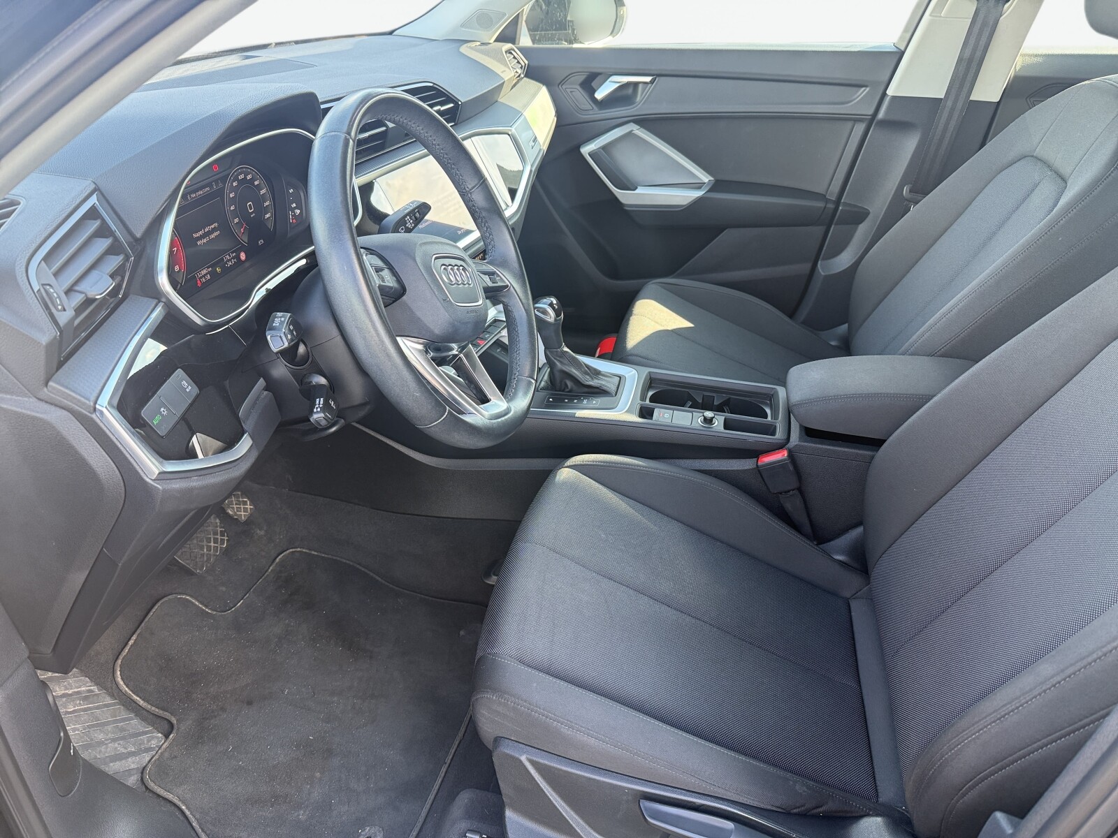 Audi Q3 - zdjęcie 9