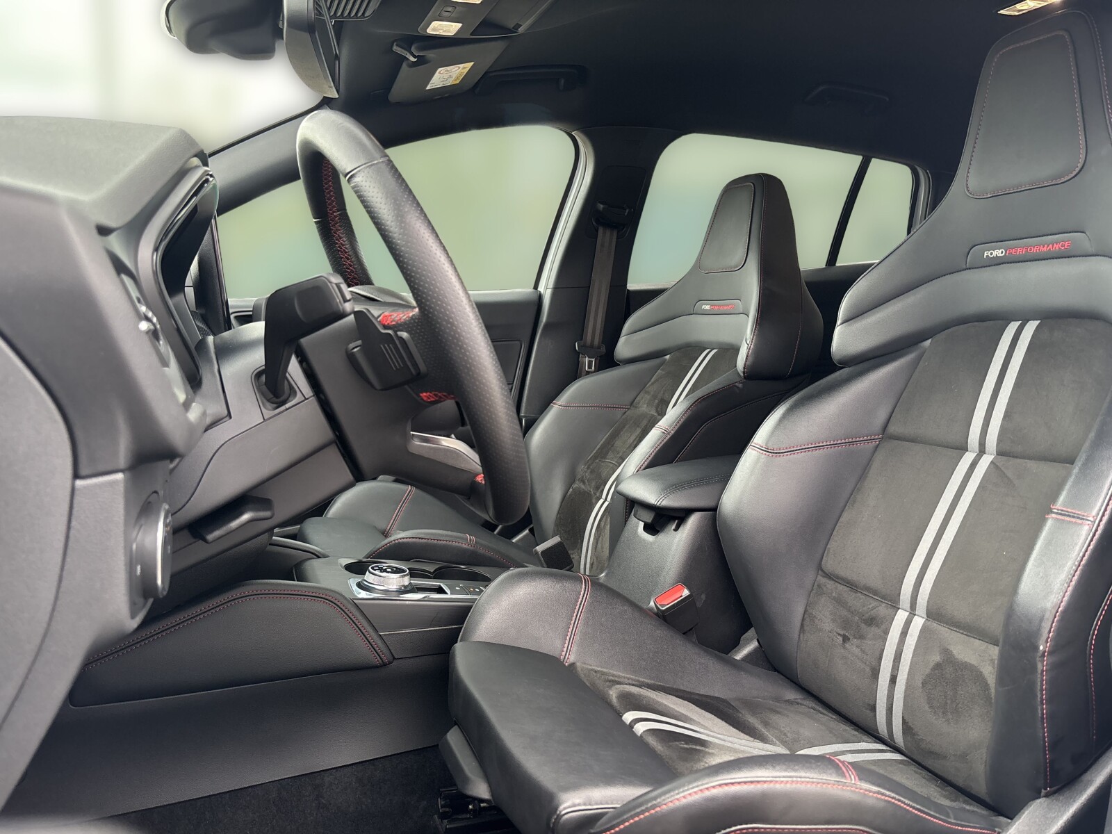 Ford Focus - zdjęcie 10