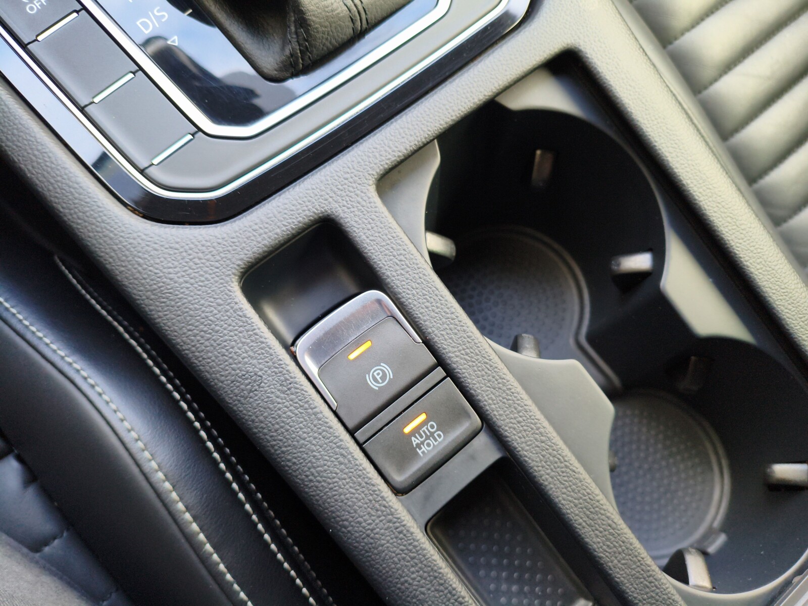 Volkswagen Passat Alltrack - zdjęcie 29