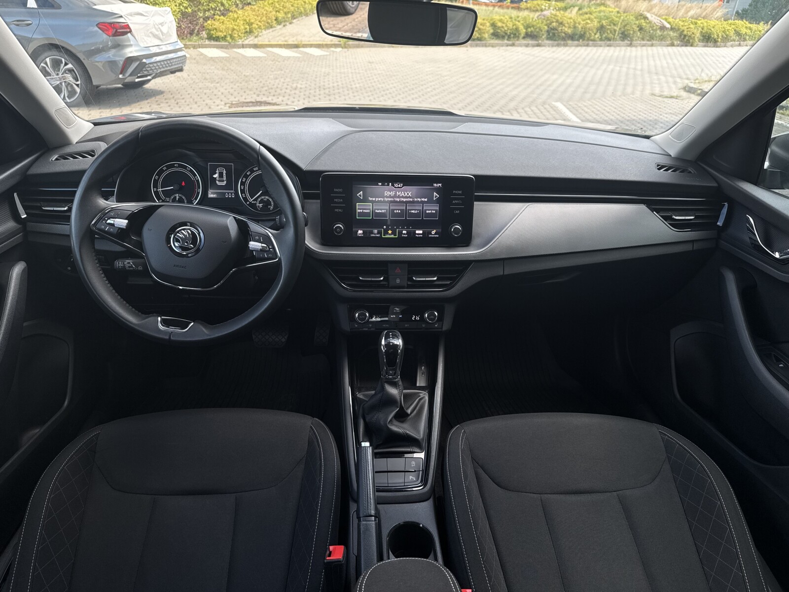 Škoda Kamiq - zdjęcie 14