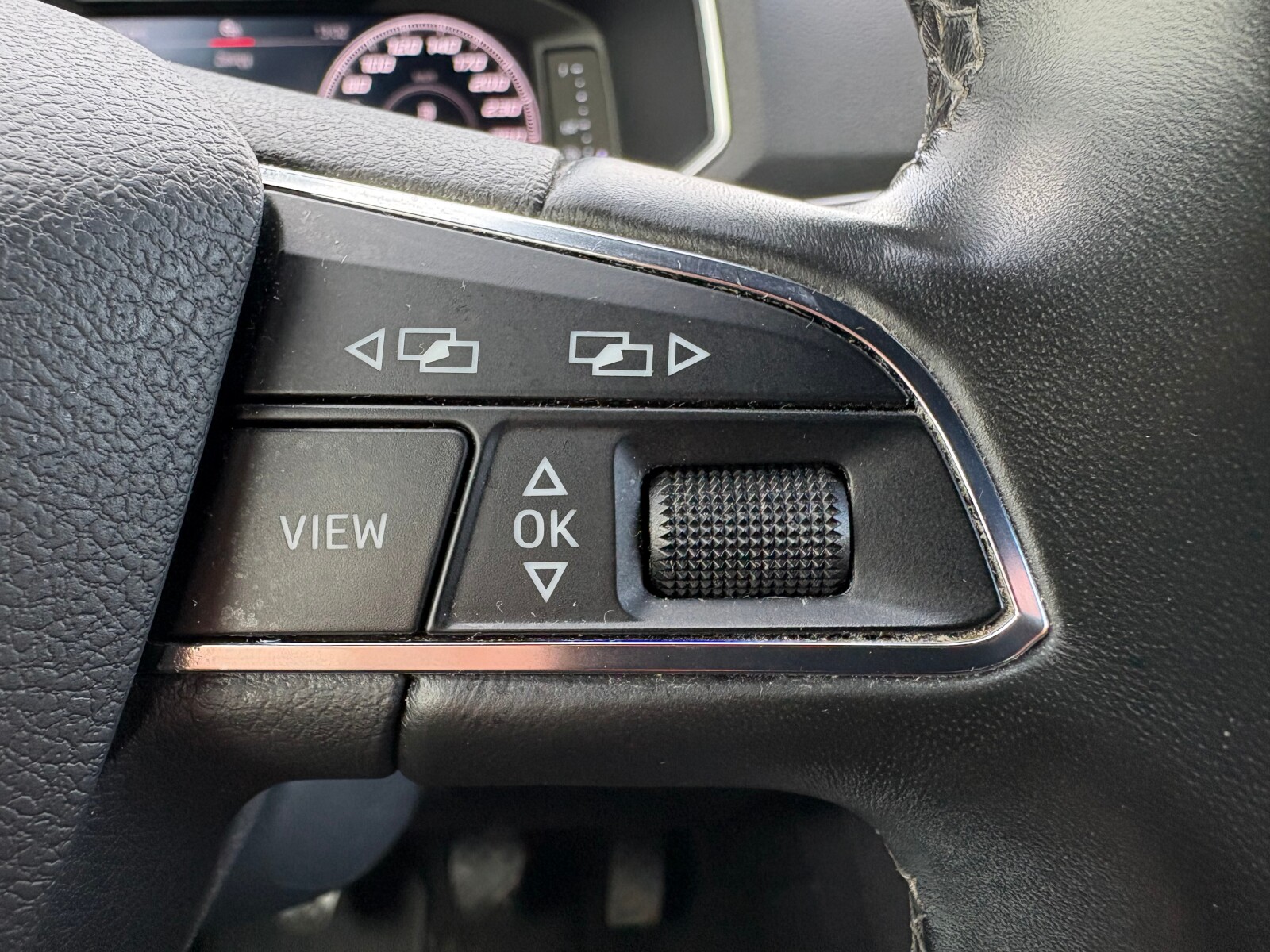 Seat Tarraco - zdjęcie 24