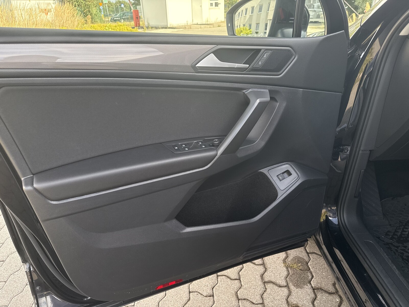 Volkswagen Tiguan Allspace - zdjęcie 9