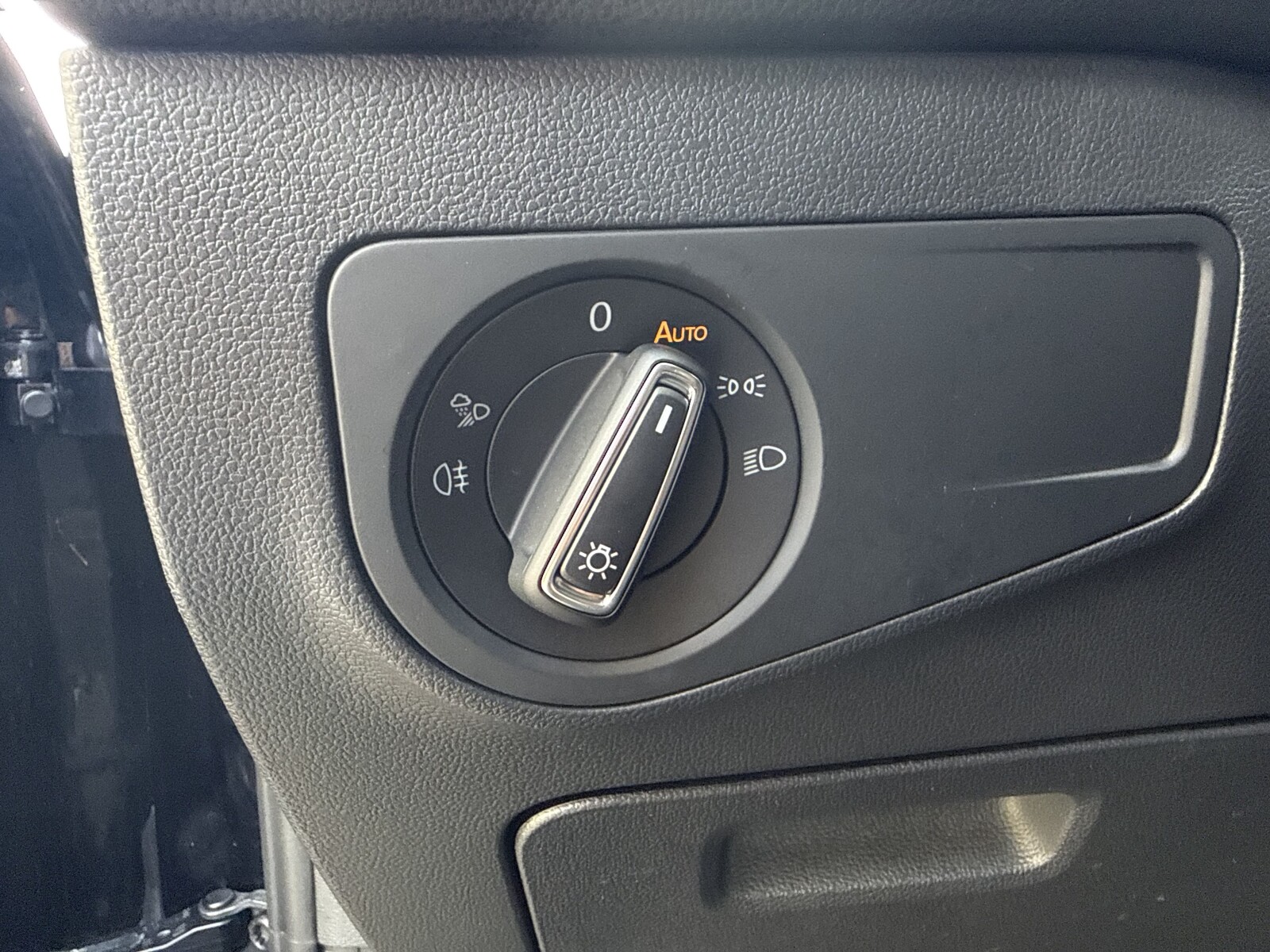 Volkswagen Tiguan Allspace - zdjęcie 14