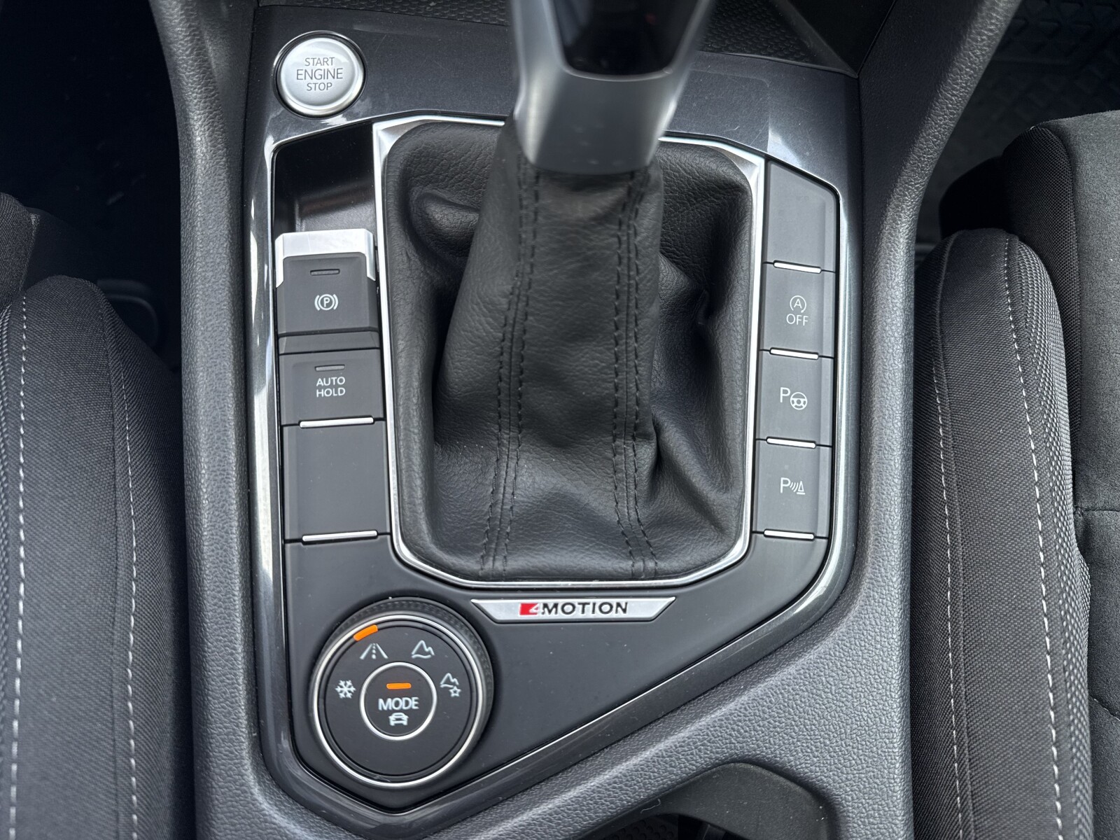 Volkswagen Tiguan Allspace - zdjęcie 19