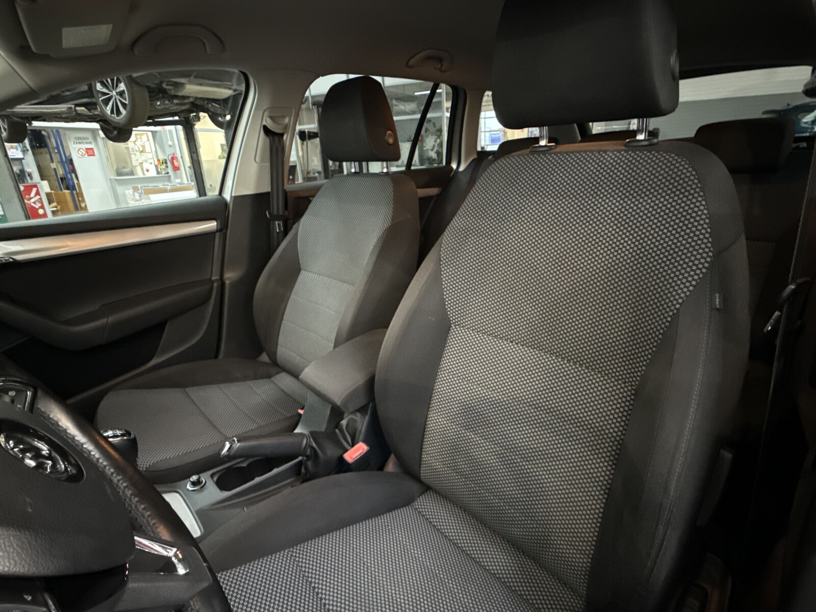 Škoda Octavia - zdjęcie 12